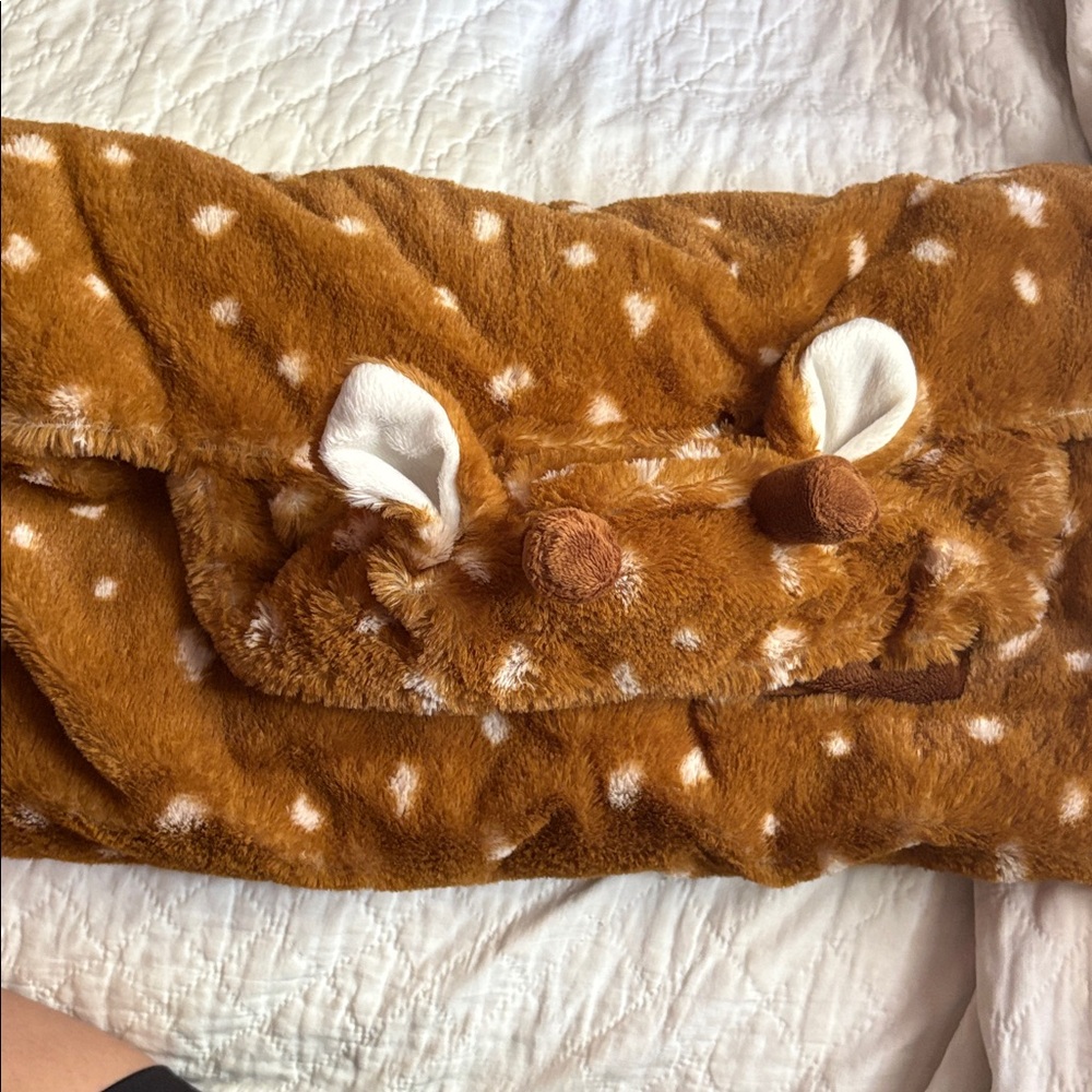 Adorable Fawn-Themed Kids Blanket